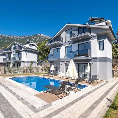 Sunrise In Oludeniz, 4 Bedroom Private Pool Fethiye