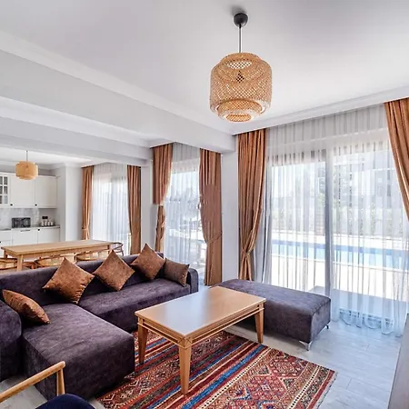Sunrise In Oludeniz, 4 Bedroom Private Pool
