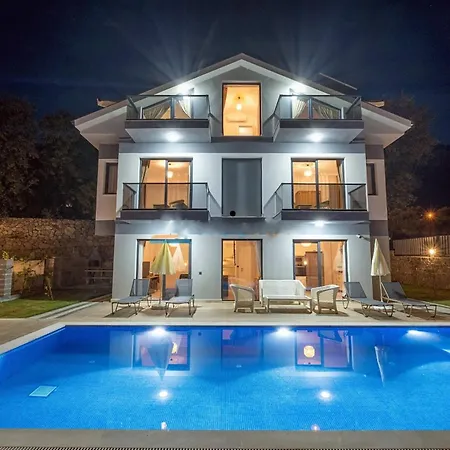 Sunrise In Oludeniz, 4 Bedroom Private Pool Fethiye