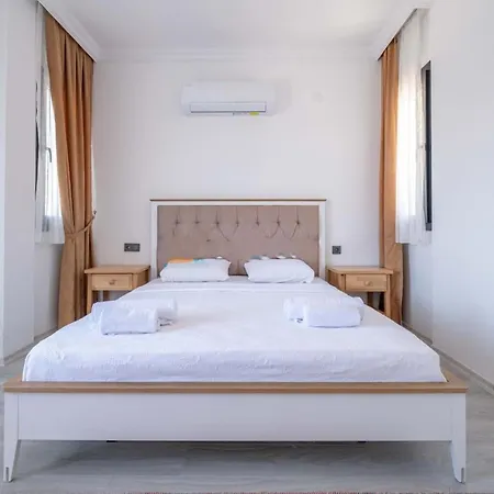 Willa Sunrise In Oludeniz, 4 Bedroom Private Pool Fethiye