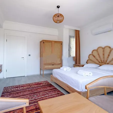 Sunrise In Oludeniz, 4 Bedroom Private Pool Fethiye