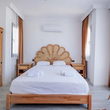 Willa Sunrise In Oludeniz, 4 Bedroom Private Pool Fethiye